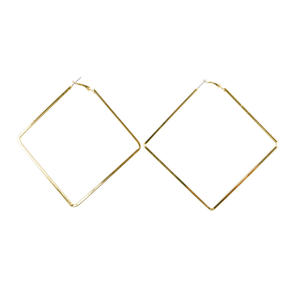 Women's Geometric Diamond Earrings For That Unique Look