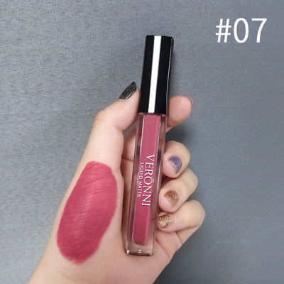 Matte color lipstick