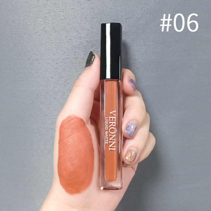Matte color lipstick