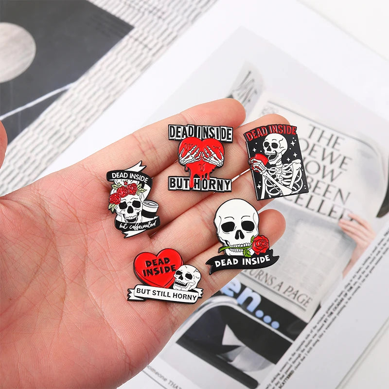 Halloween Enamel Pin Ghost Punk Black White Bone Goth Brooches Backpack Skull Horror Skeleton Spider Lapel Heart Jewelry Gift